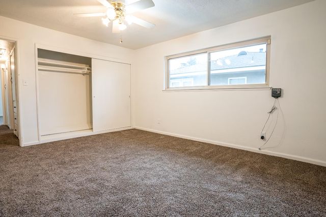 322 W Fountain Way, Fresno, CA 93705