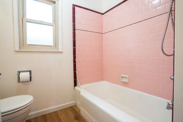 322 W Fountain Way, Fresno, CA 93705