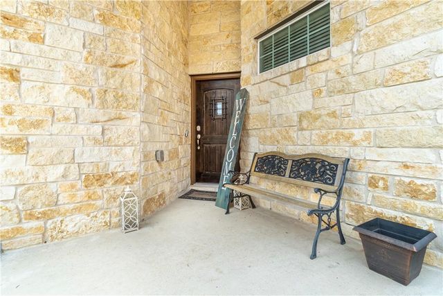 8048 Bassano DR, Round Rock, TX 78665