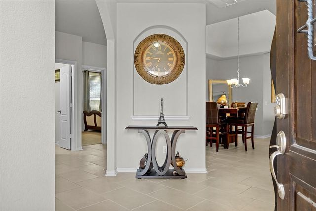 8048 Bassano DR, Round Rock, TX 78665