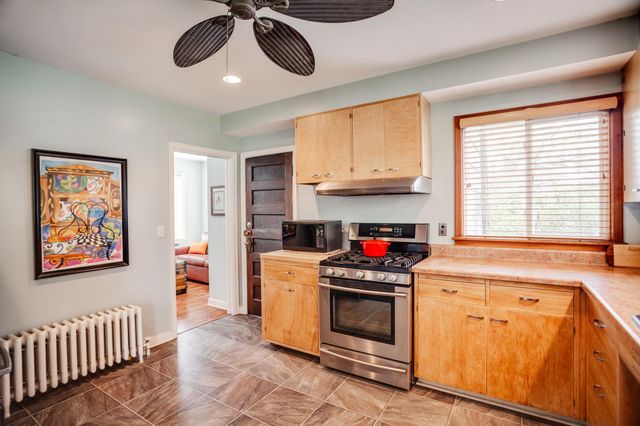 129 Melbourne Avenue SE, Minneapolis, MN 55414