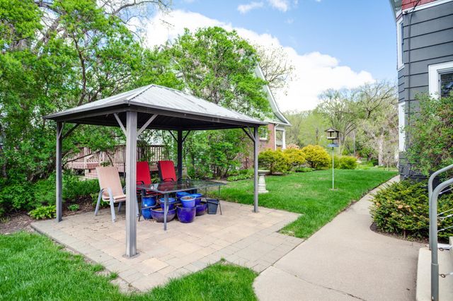 129 Melbourne Avenue SE, Minneapolis, MN 55414