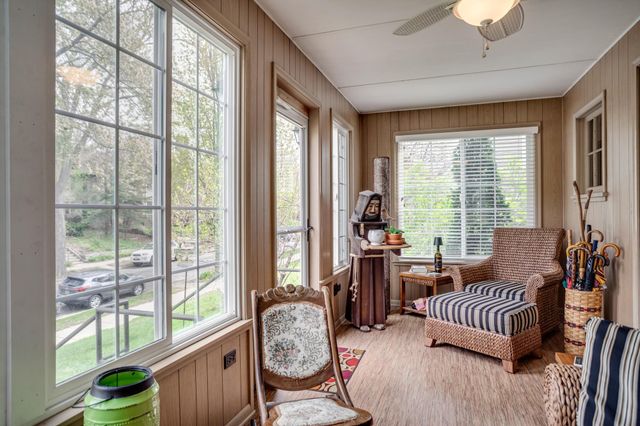 129 Melbourne Avenue SE, Minneapolis, MN 55414