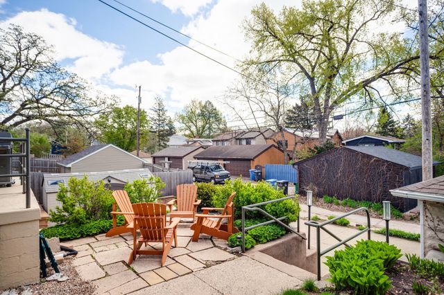 129 Melbourne Avenue SE, Minneapolis, MN 55414