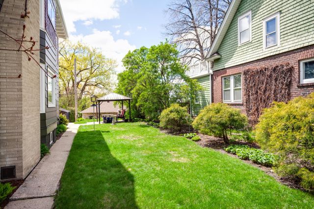 129 Melbourne Avenue SE, Minneapolis, MN 55414