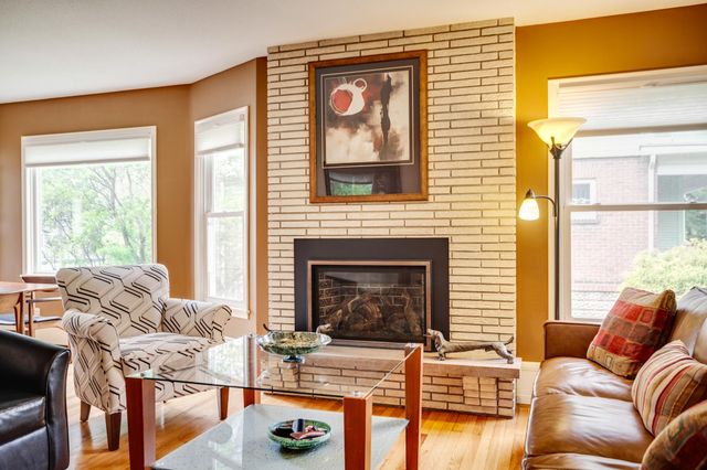 129 Melbourne Avenue SE, Minneapolis, MN 55414