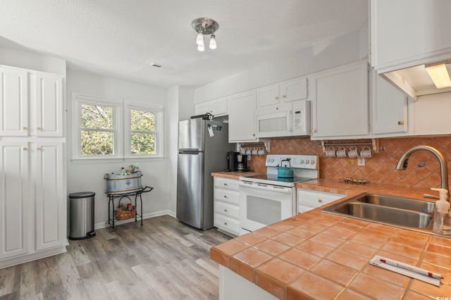 4999 Highway 17 Business Unit 108 D, Murrells Inlet, SC 29576