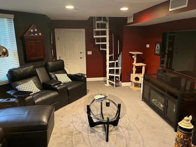 11 Whipple Ave 1, Boston, MA 02131