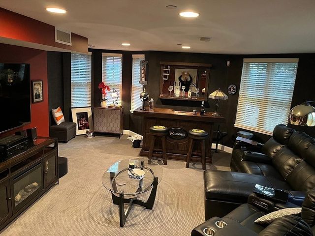 11 Whipple Ave 1, Boston, MA 02131