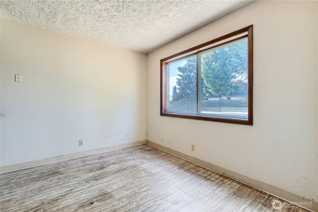 8910 NE 82nd Street, Vancouver, WA 98662