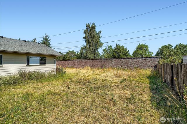 8910 NE 82nd Street, Vancouver, WA 98662