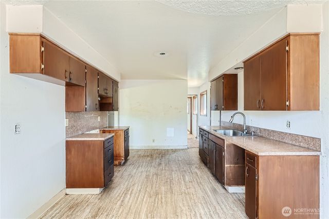8910 NE 82nd Street, Vancouver, WA 98662