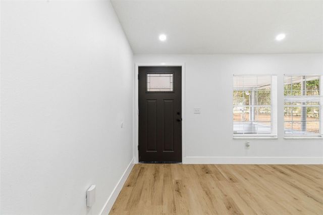 3906 FOX RIDGE BOULEVARD, Wesley Chapel, FL 33543