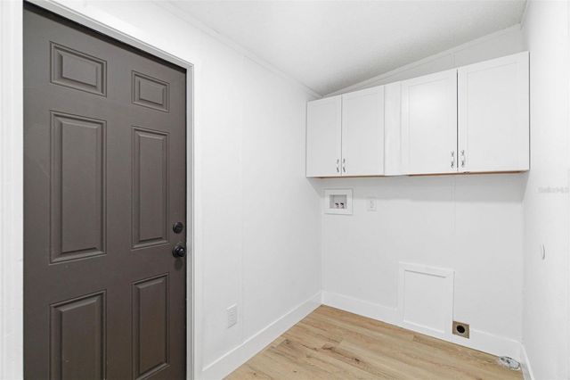 3906 FOX RIDGE BOULEVARD, Wesley Chapel, FL 33543