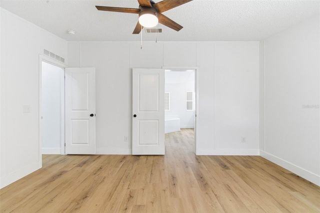 3906 FOX RIDGE BOULEVARD, Wesley Chapel, FL 33543