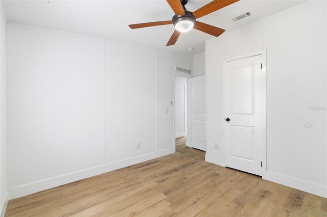 3906 FOX RIDGE BOULEVARD, Wesley Chapel, FL 33543