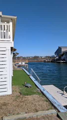 412 35th Ave. N, North Myrtle Beach, SC 29582