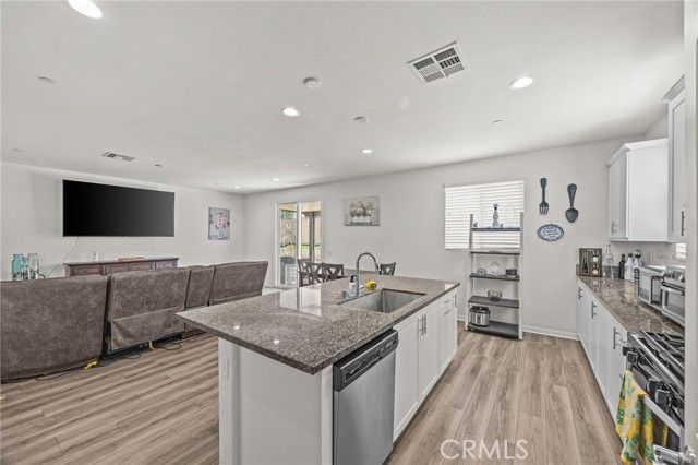 4620 Belleview Court, Jurupa Valley, CA 92509