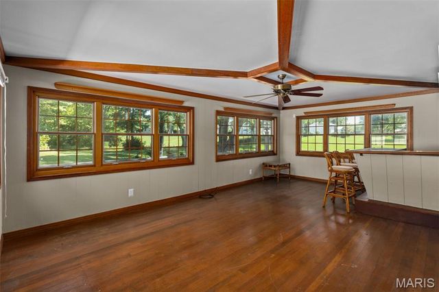 12884 Route 108, Carlinville, IL 62626