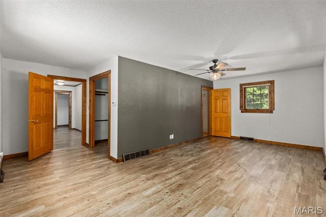 12884 Route 108, Carlinville, IL 62626