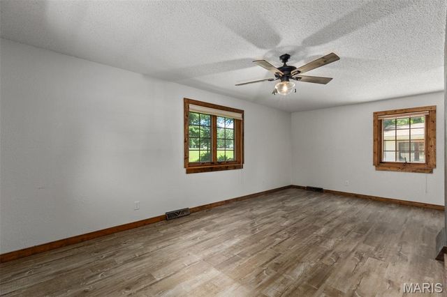 12884 Route 108, Carlinville, IL 62626