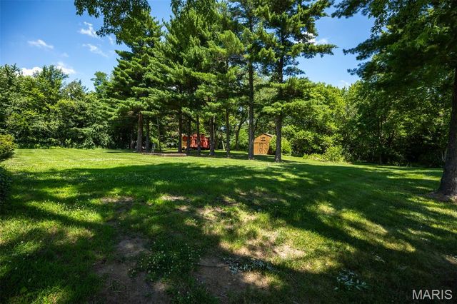 12884 Route 108, Carlinville, IL 62626