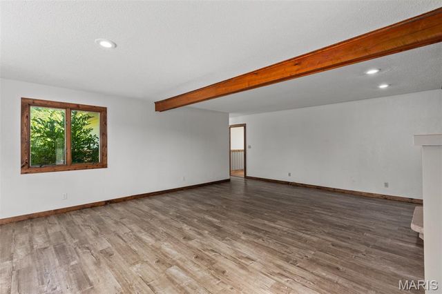 12884 Route 108, Carlinville, IL 62626