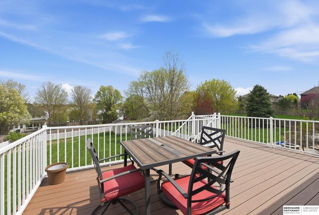 125 S 202nd Street, Elkhorn, NE 68022