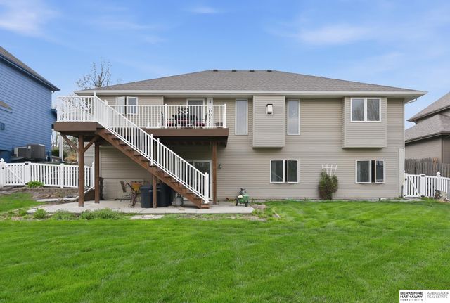 125 S 202nd Street, Elkhorn, NE 68022