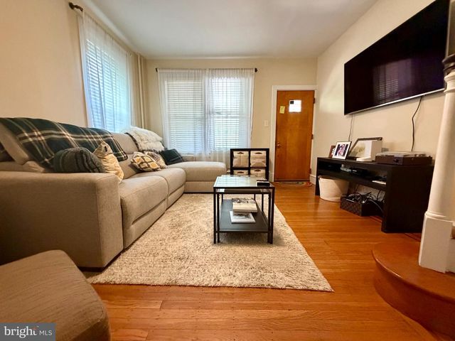 15 W ABINGTON AVE, Philadelphia, PA 19118