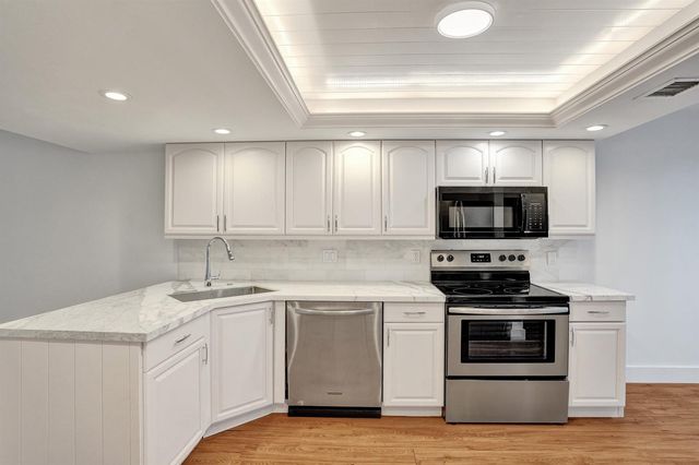 1330 NW 13TH Street 3, Boca Raton, FL 33486