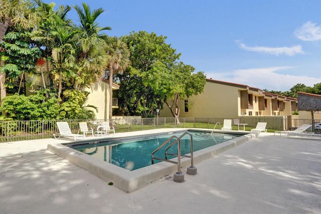 1330 NW 13TH Street 3, Boca Raton, FL 33486