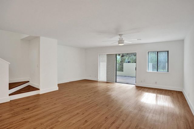 1330 NW 13TH Street 3, Boca Raton, FL 33486