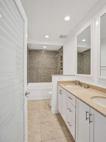1330 NW 13TH Street 3, Boca Raton, FL 33486
