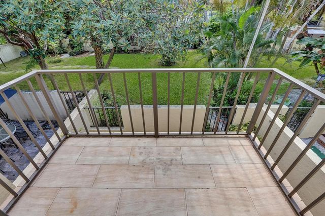1330 NW 13TH Street 3, Boca Raton, FL 33486
