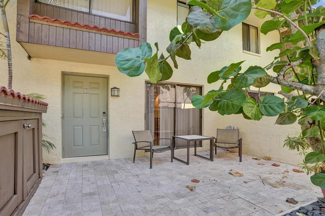 1330 NW 13TH Street 3, Boca Raton, FL 33486