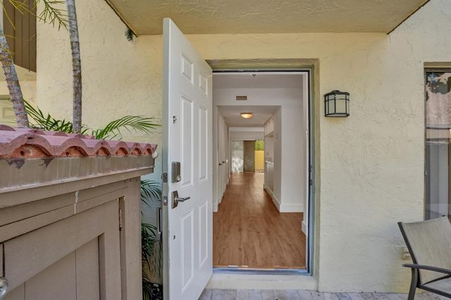 1330 NW 13TH Street 3, Boca Raton, FL 33486