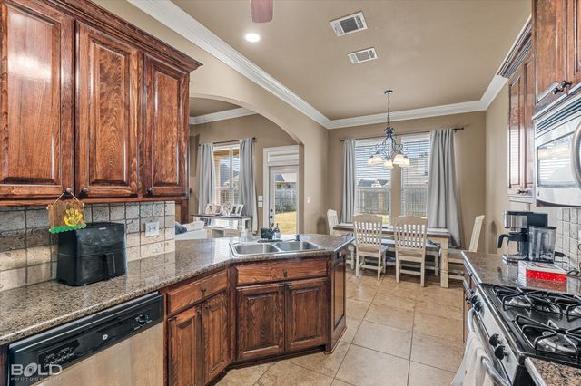 1311 Quincy Drive, Bossier City, LA 71111