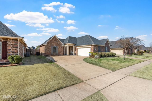 1311 Quincy Drive, Bossier City, LA 71111
