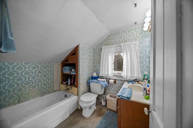 7767 MAPLE Street, Fairview, PA 16415