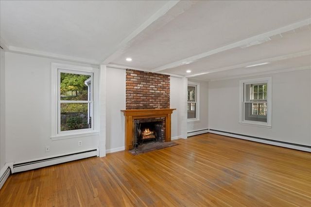 7 Scott Hill Rd, Ipswich, MA 01938