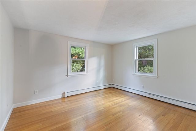 7 Scott Hill Rd, Ipswich, MA 01938