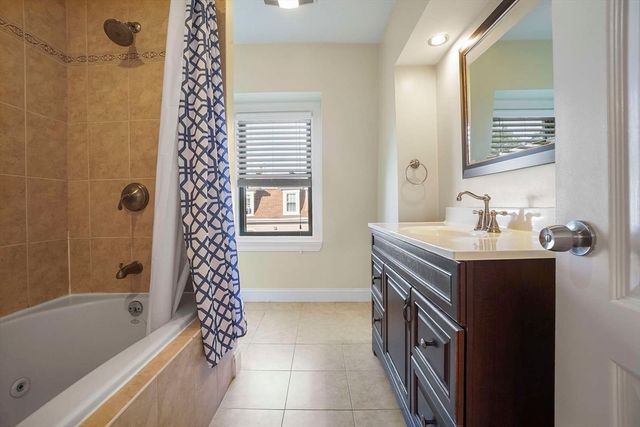 156 O St PH, Boston, MA 02127