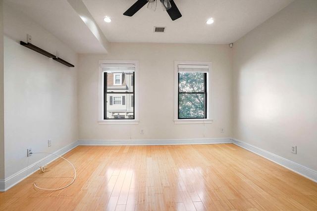 156 O St PH, Boston, MA 02127