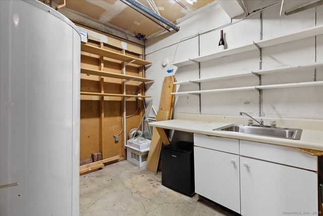 908 State Street 5, New Haven, CT 06511