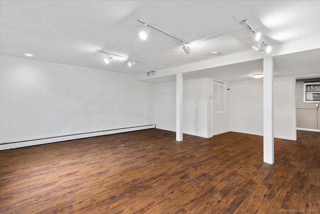 908 State Street 5, New Haven, CT 06511