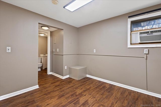 908 State Street 5, New Haven, CT 06511