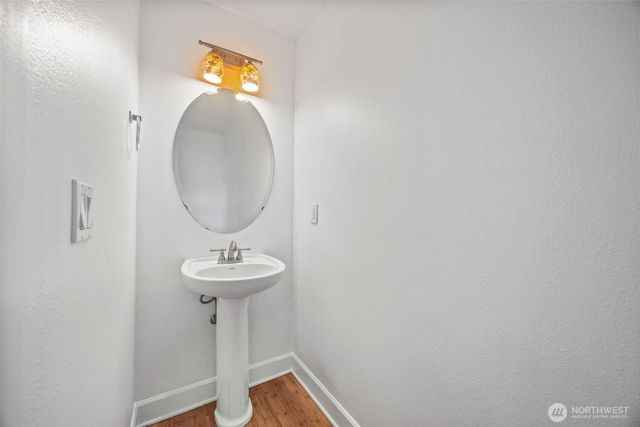 2670 SW Sylvan Heights Drive, Seattle, WA 98106