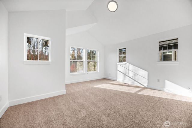 2670 SW Sylvan Heights Drive, Seattle, WA 98106