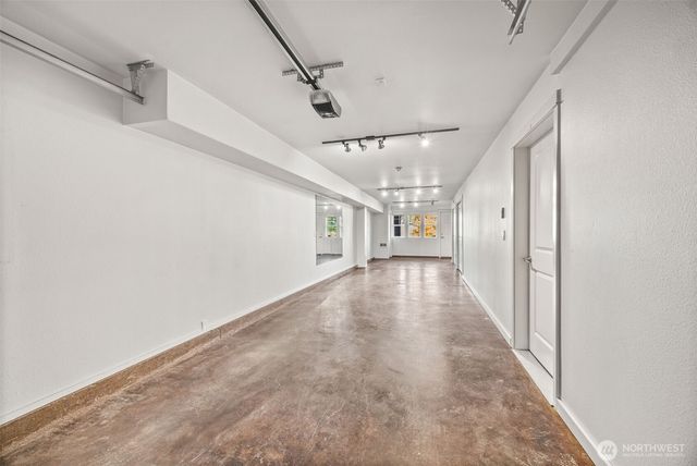 2670 SW Sylvan Heights Drive, Seattle, WA 98106